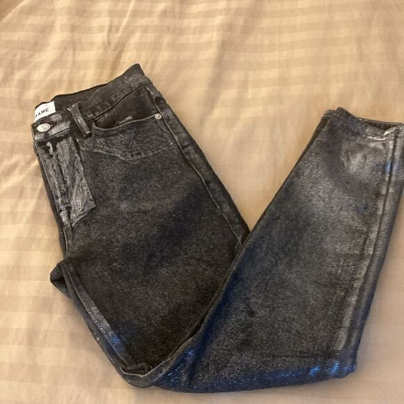 Frame Le High Skinny Crop Jeans in Chrome Noir Wash Denim. Size 26. - Picture 7 of 13